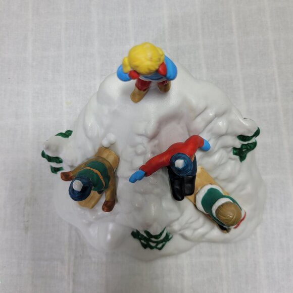 Vintage Dickens Collectables Children Sledding Snow Hill Accessory 1997 - No Box - Picture 2 of 9